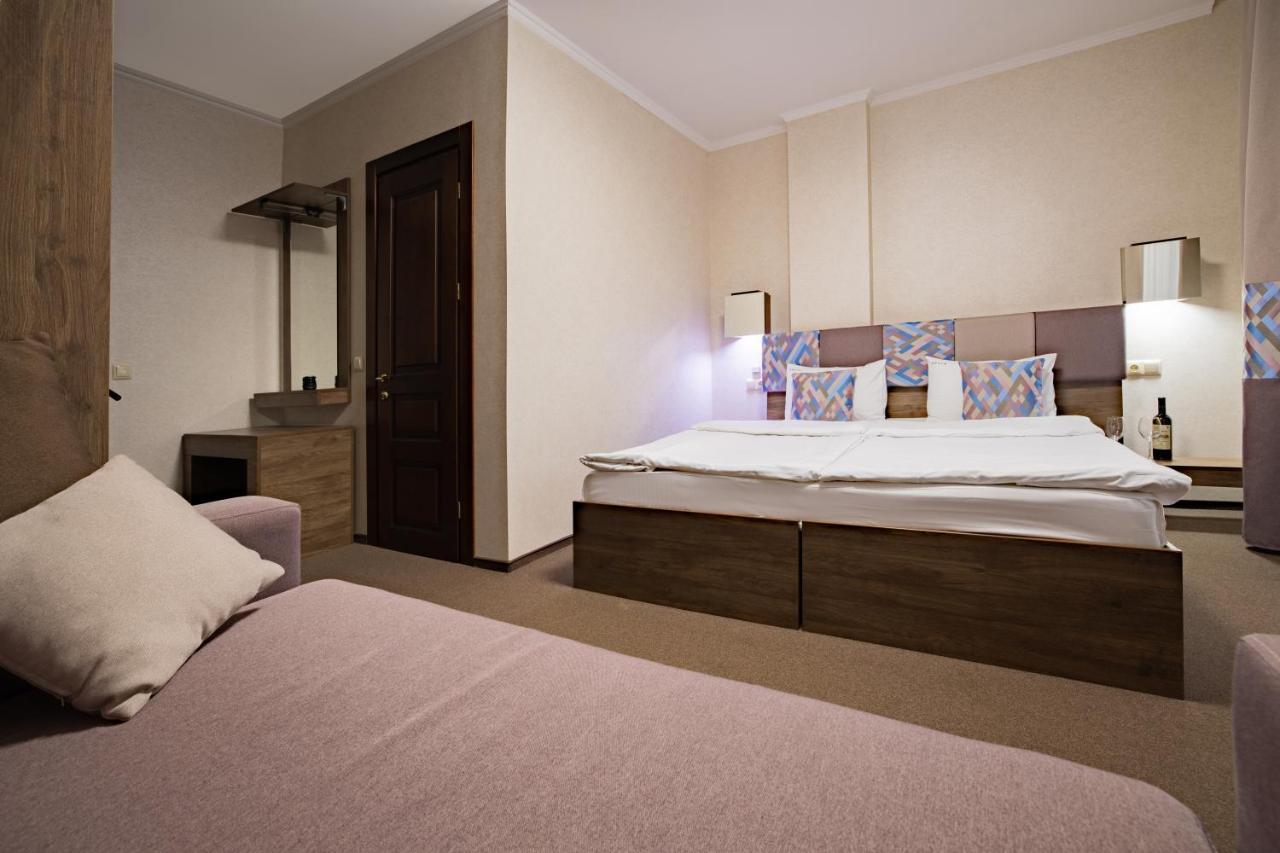 Private Rooms In Hotel Lift 1R Bukovel Exterior foto